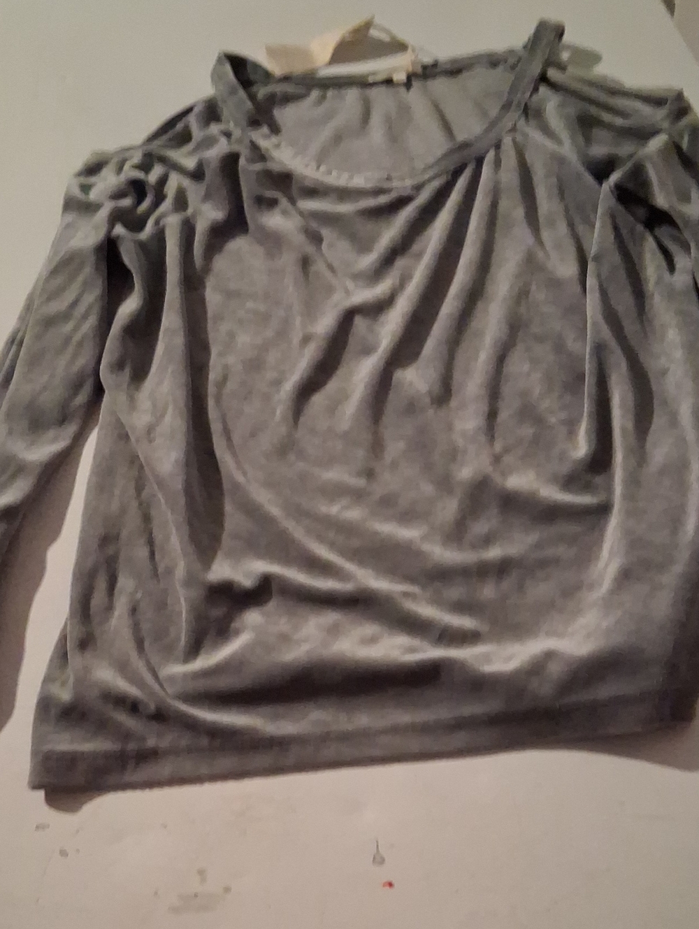 Mystree Gray Cold Shoulder Long Sleeve Top Large